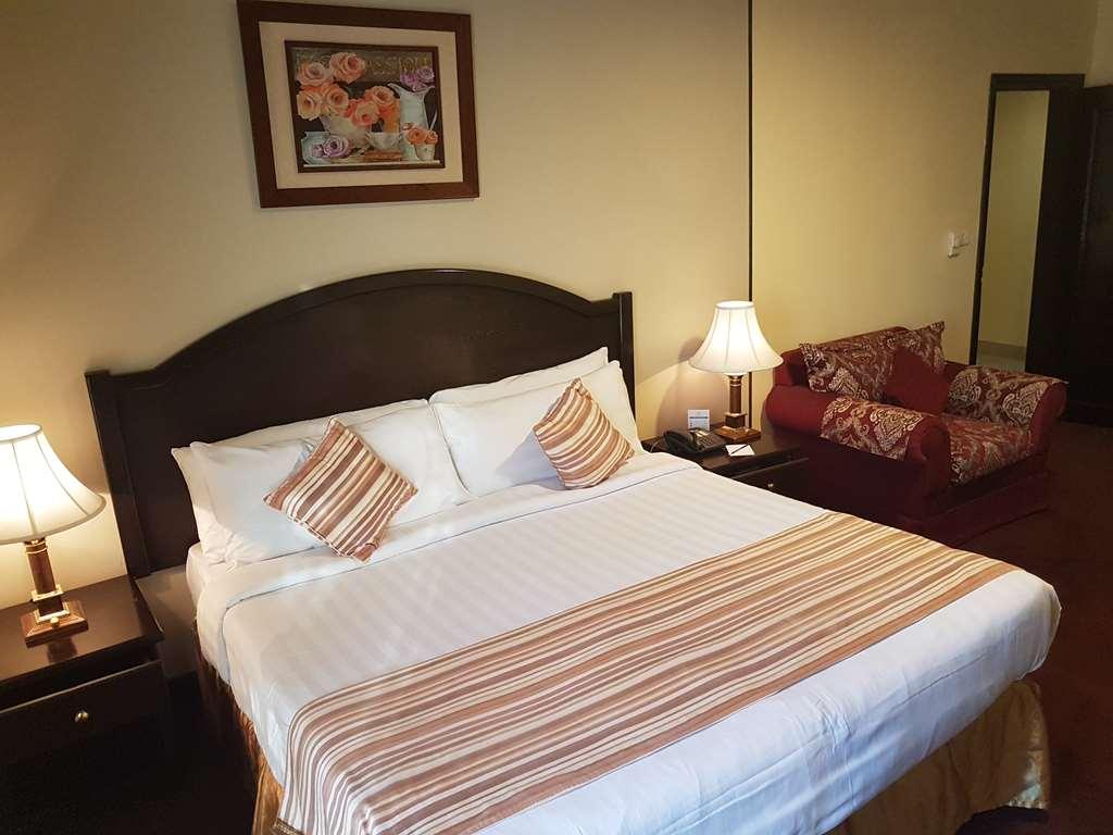 Taiba Suites Madinah Medina Værelse billede Deluxe Room